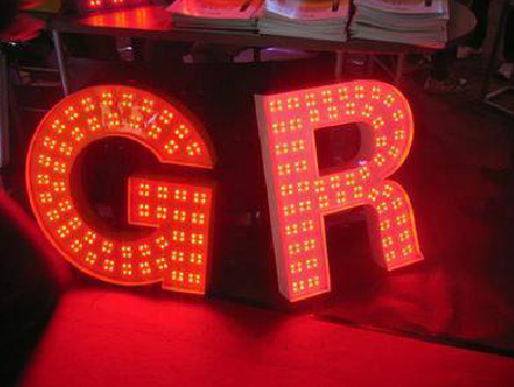  岐山LED发光字常见的安装误区。